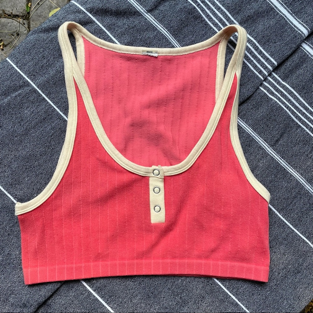 Solid pink cropped top white lining - xs